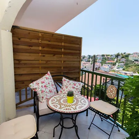 Aparthotel Knez *